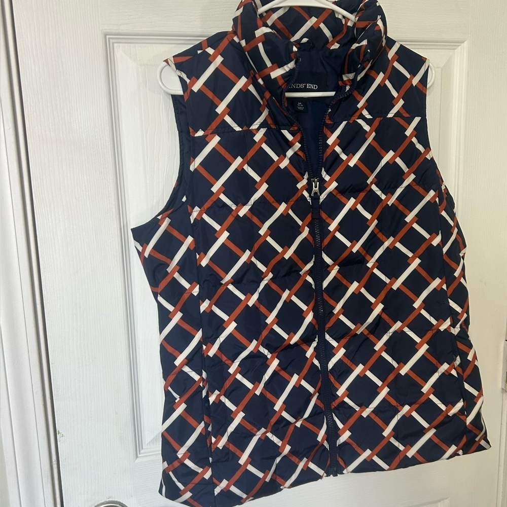 Lands' End womens puffer vest navy orange white geometric size Medium size 10-12 - Picture 2 of 12